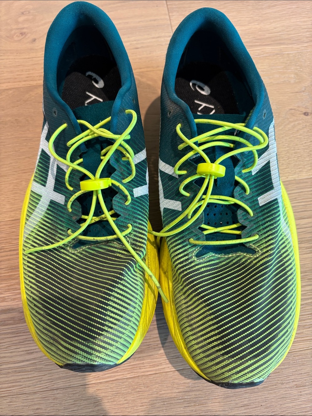 Asics Meta Speed Sky 
Teal and Neon Yellow Running Trainers